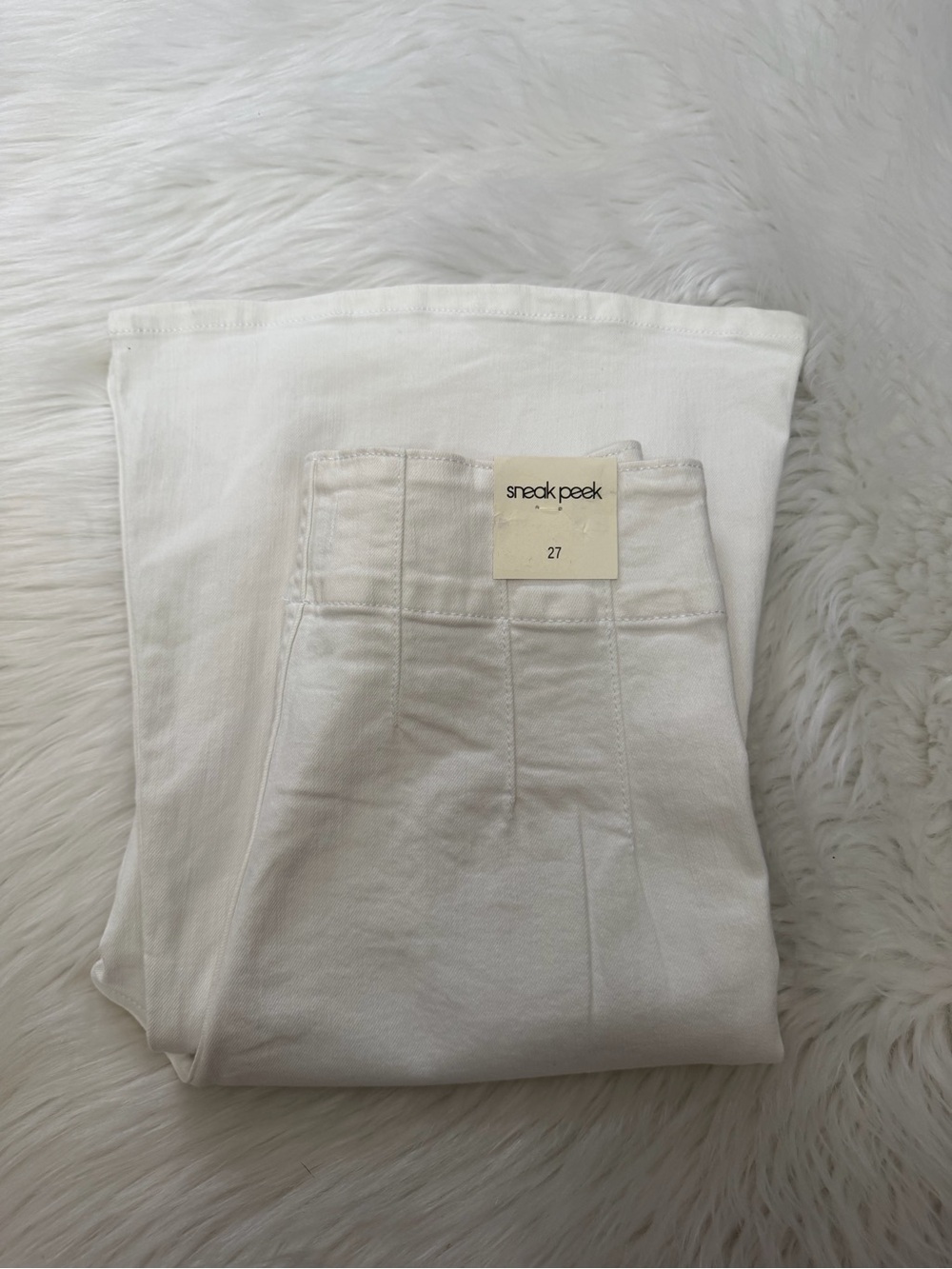 Sneak peek White Flared Jeans Sz 27